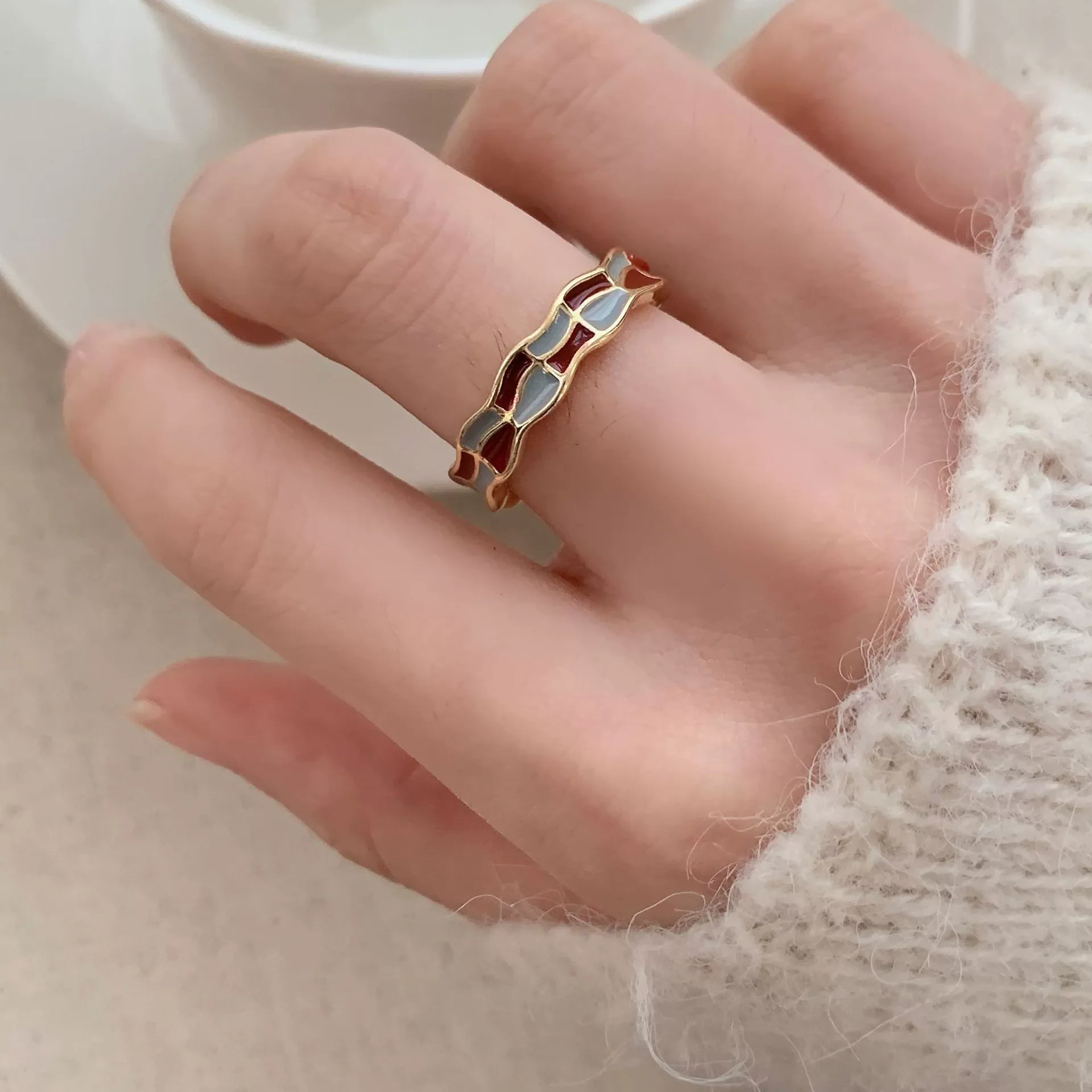 925 Silver Topaz Ring for Women – Vintage Hollow Lace Design