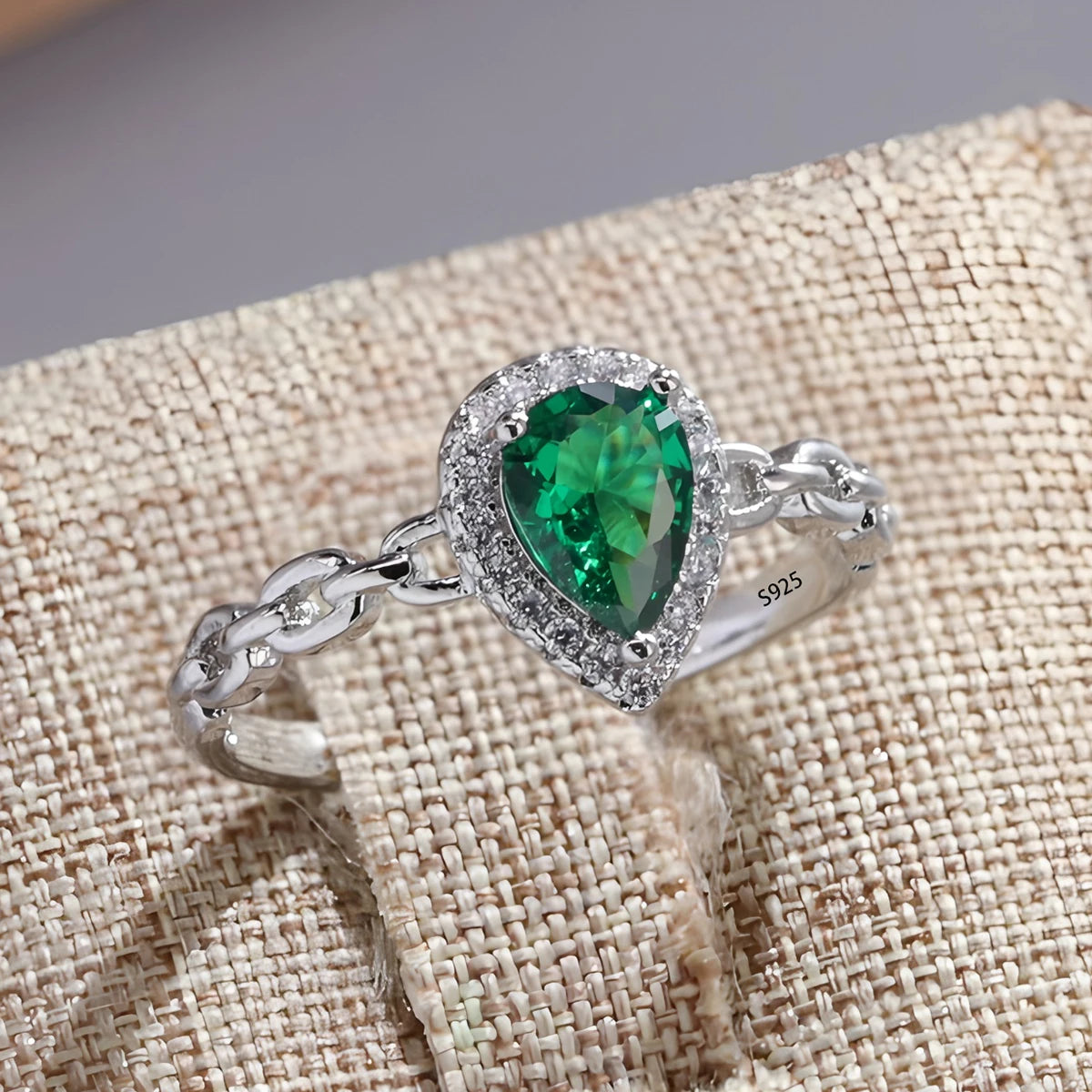 925 Silver Topaz Ring for Women – Vintage Hollow Lace Design