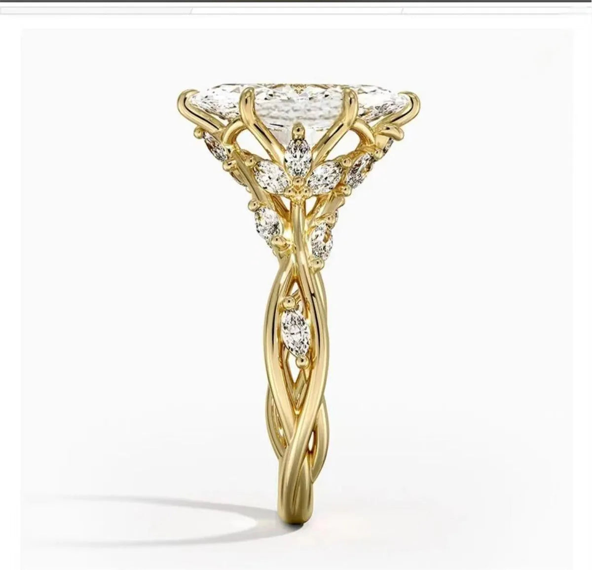 An elegant 2-carat oval diamond ring in 18K gold, perfect for a marriage proposal
