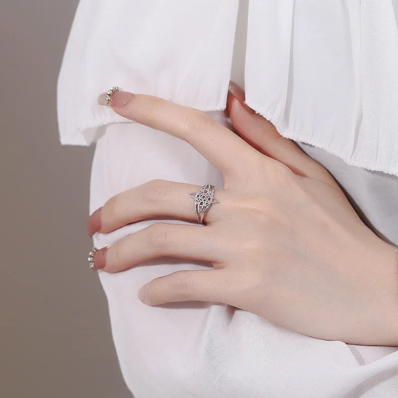 Witch Knot Celtic Ring in 925 Silver