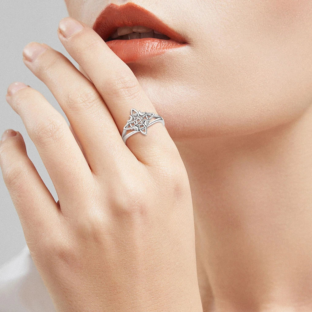 Witch Knot Celtic Ring in 925 Silver