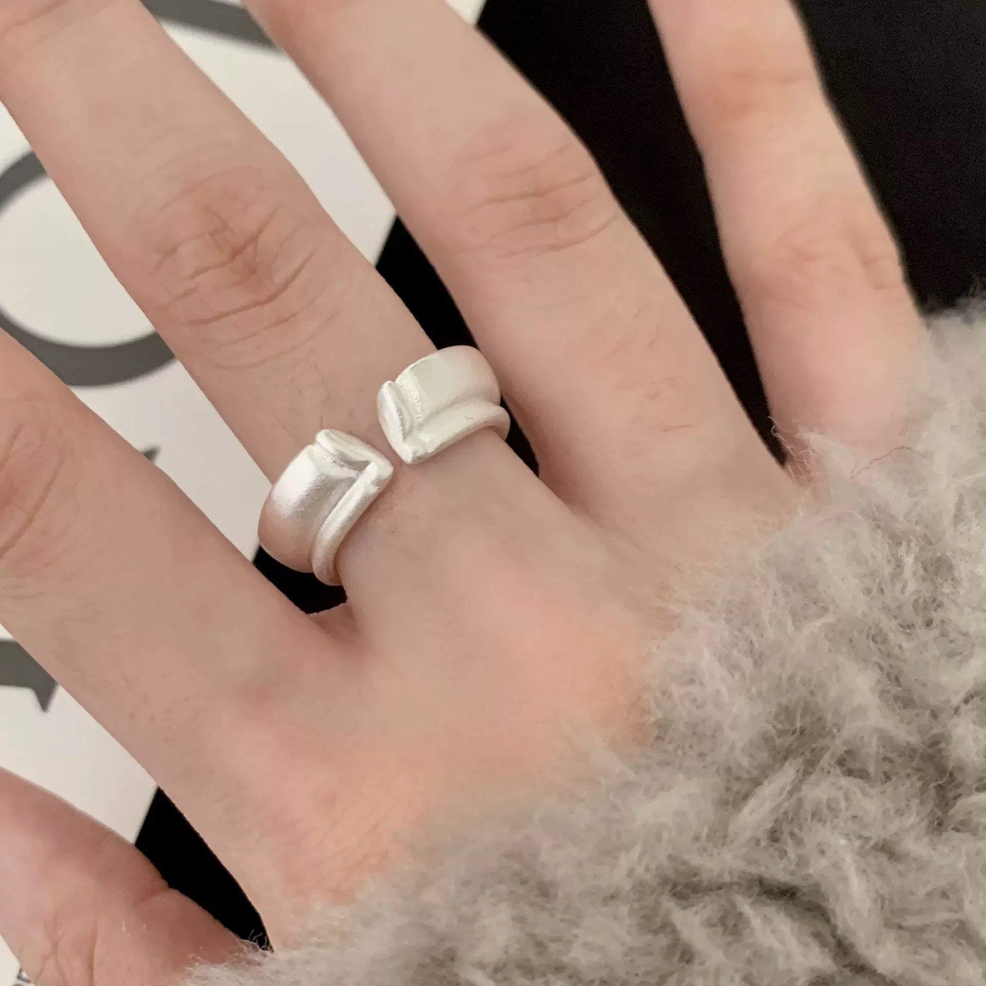 925 Silver Topaz Ring for Women – Vintage Hollow Lace Design