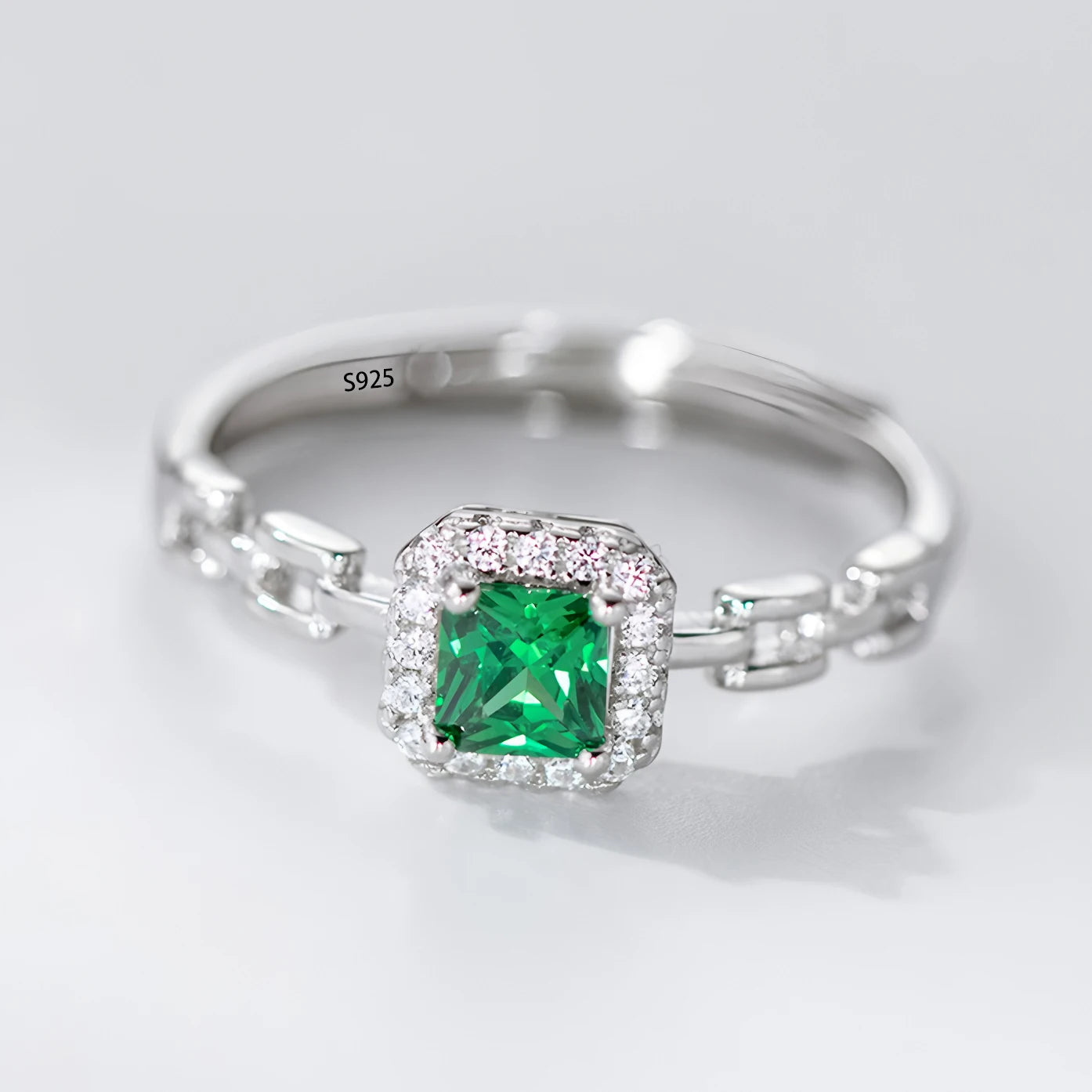 925 Silver Topaz Ring for Women – Vintage Hollow Lace Design