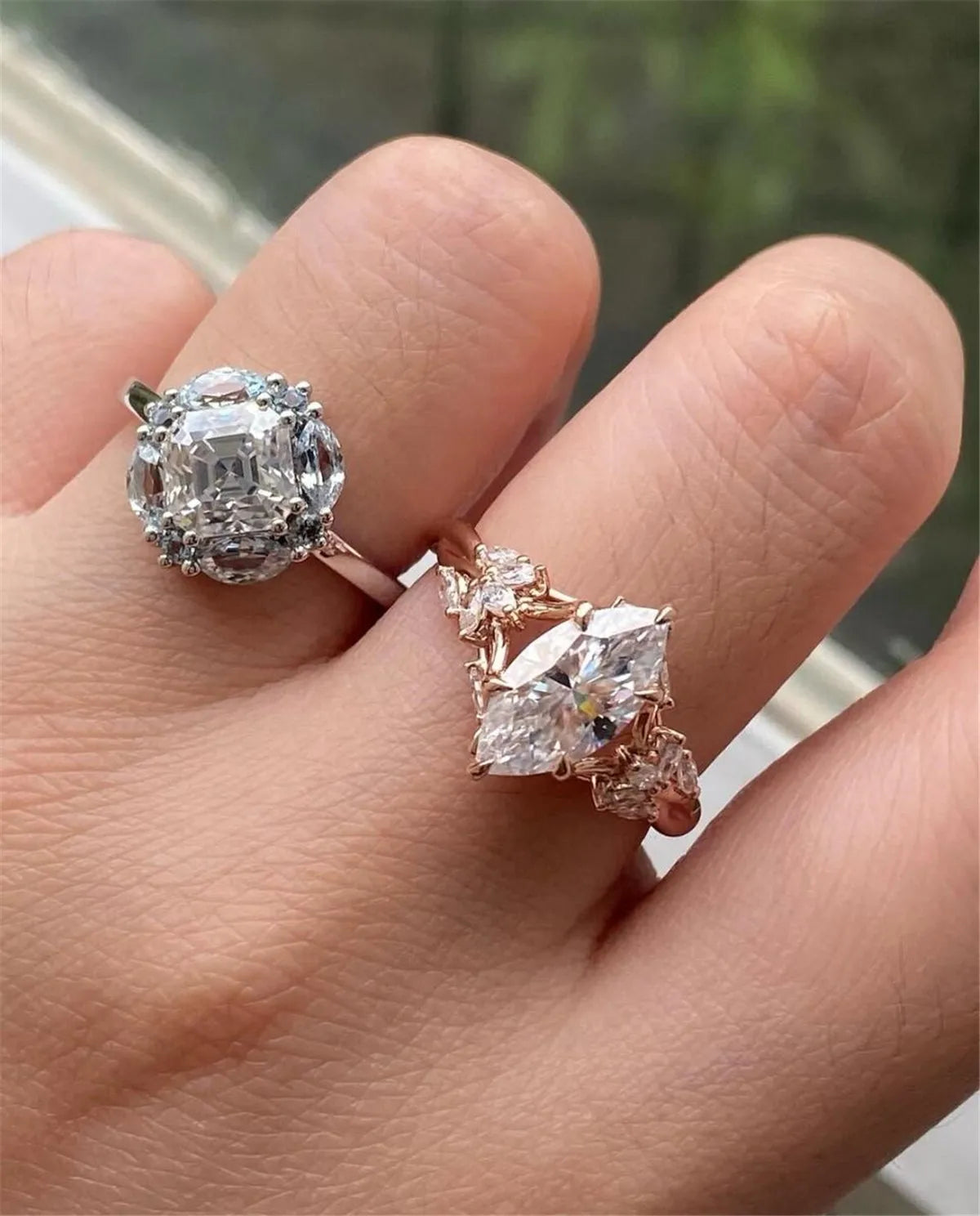 An elegant 2-carat oval diamond ring in 18K gold, perfect for a marriage proposal